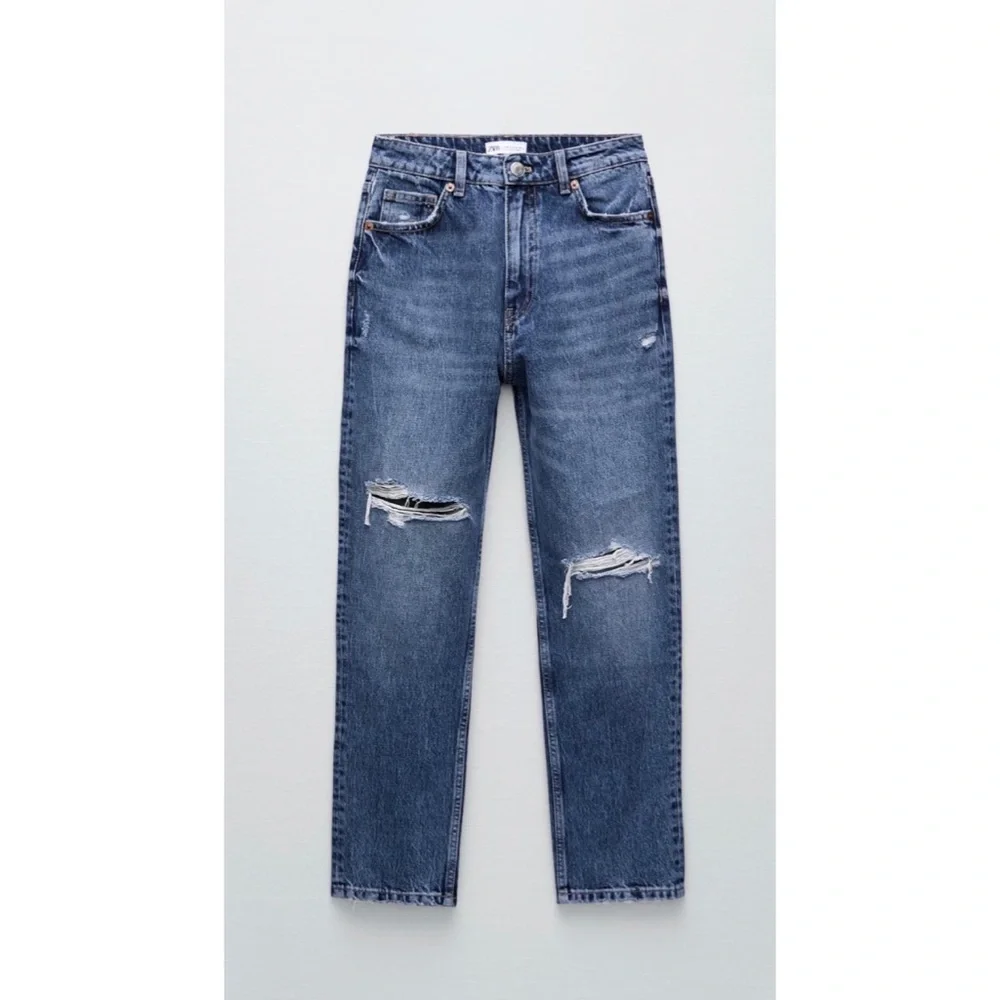 Zara Ripped Mom Jeans - Picture 1 of 9